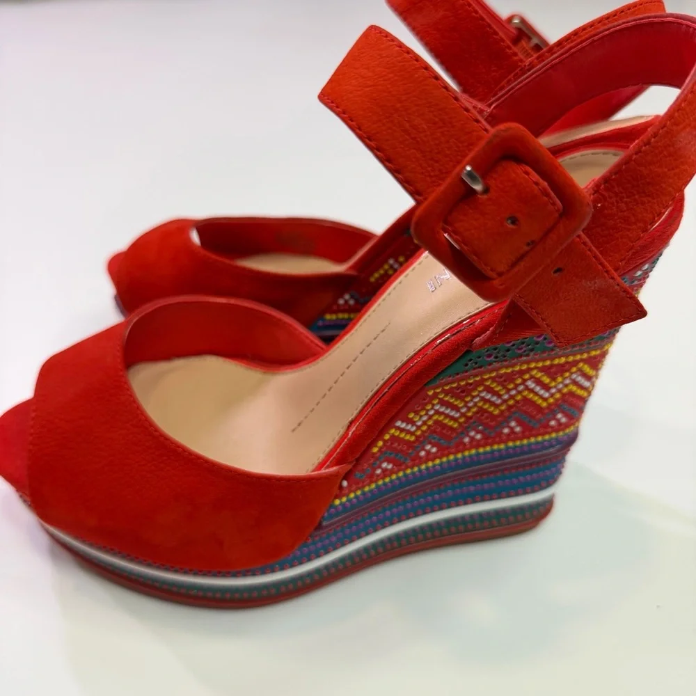 Gianni Bini Red Multicolor Embroidered Wedge Sandals